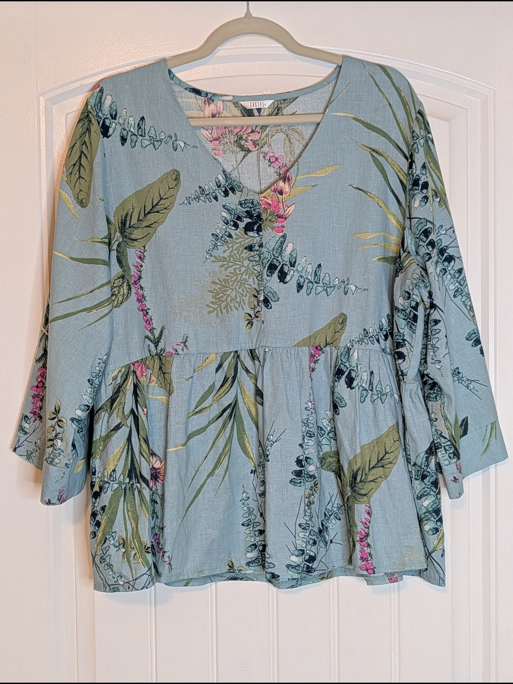Kaktus Blue Floral Botanical 3/4 Sleeve Linen Blend Blouse